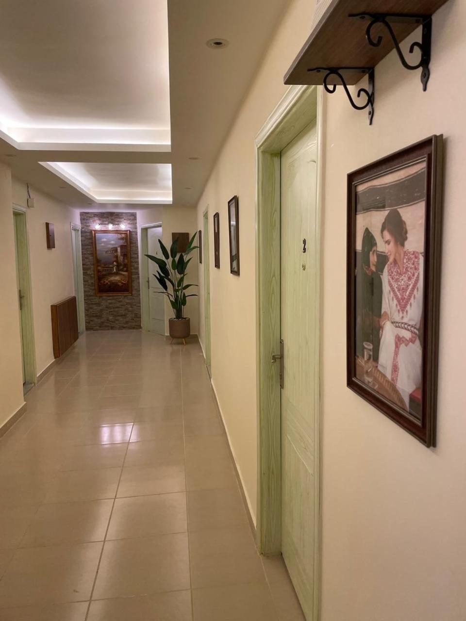 Classy Hostel マダバ エクステリア 写真