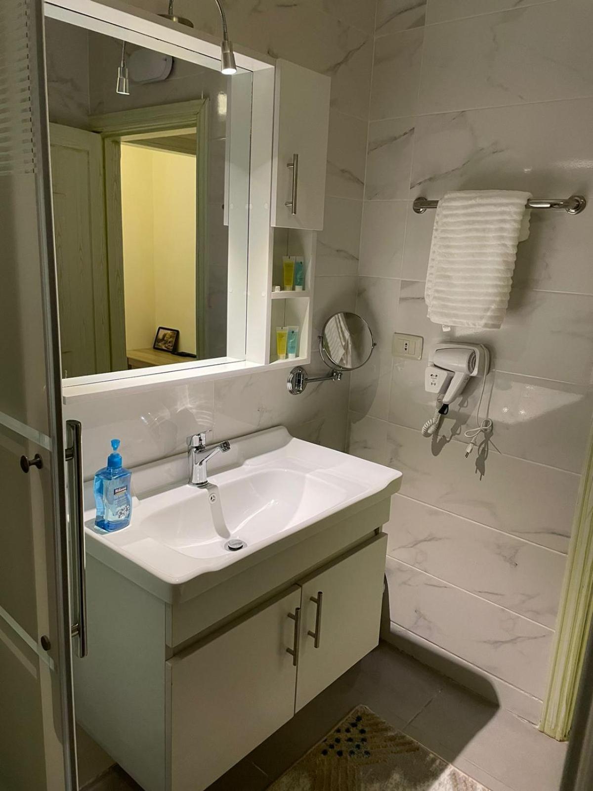 Classy Hostel マダバ エクステリア 写真