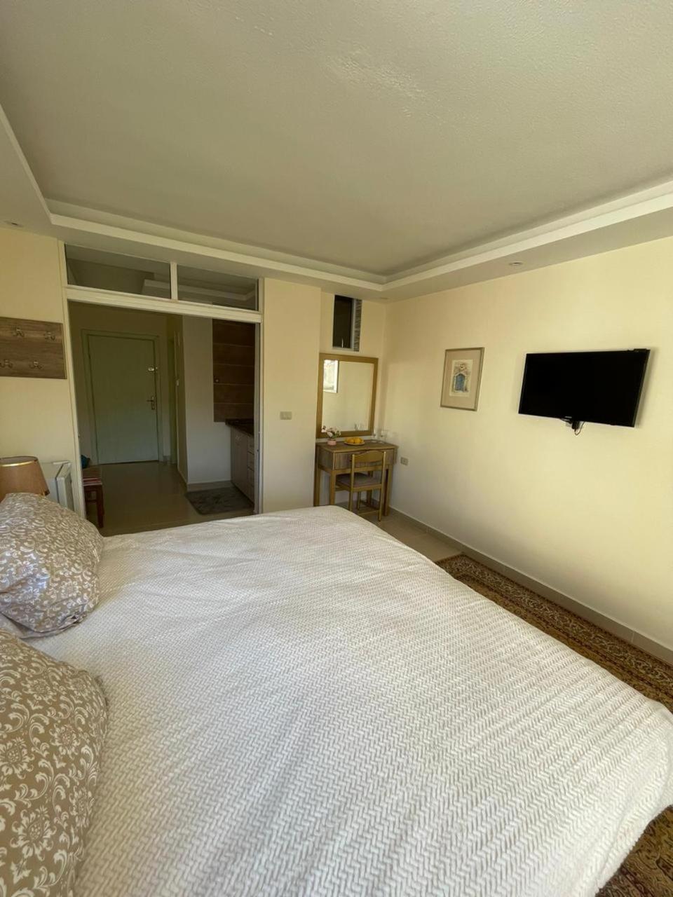 Classy Hostel マダバ エクステリア 写真